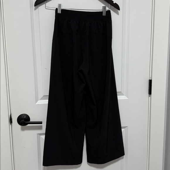 Black Wide-Leg Culottes - Picture 8 of 10